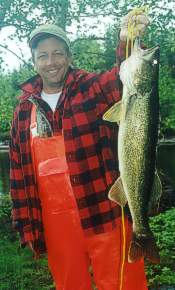 Walleye fishing in Northern Ontario at Ellen Island Camp